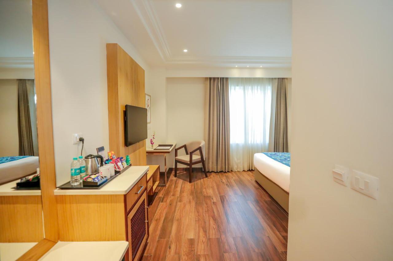Regenta Place Phagwara By Royal Orchid Hotels Limited Kültér fotó